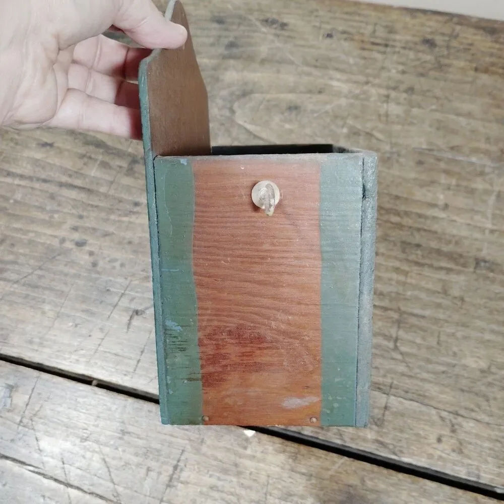 Vintage Primitive Painted Wall Box Hanging Desktop Storage Folk Art Flower Paint
